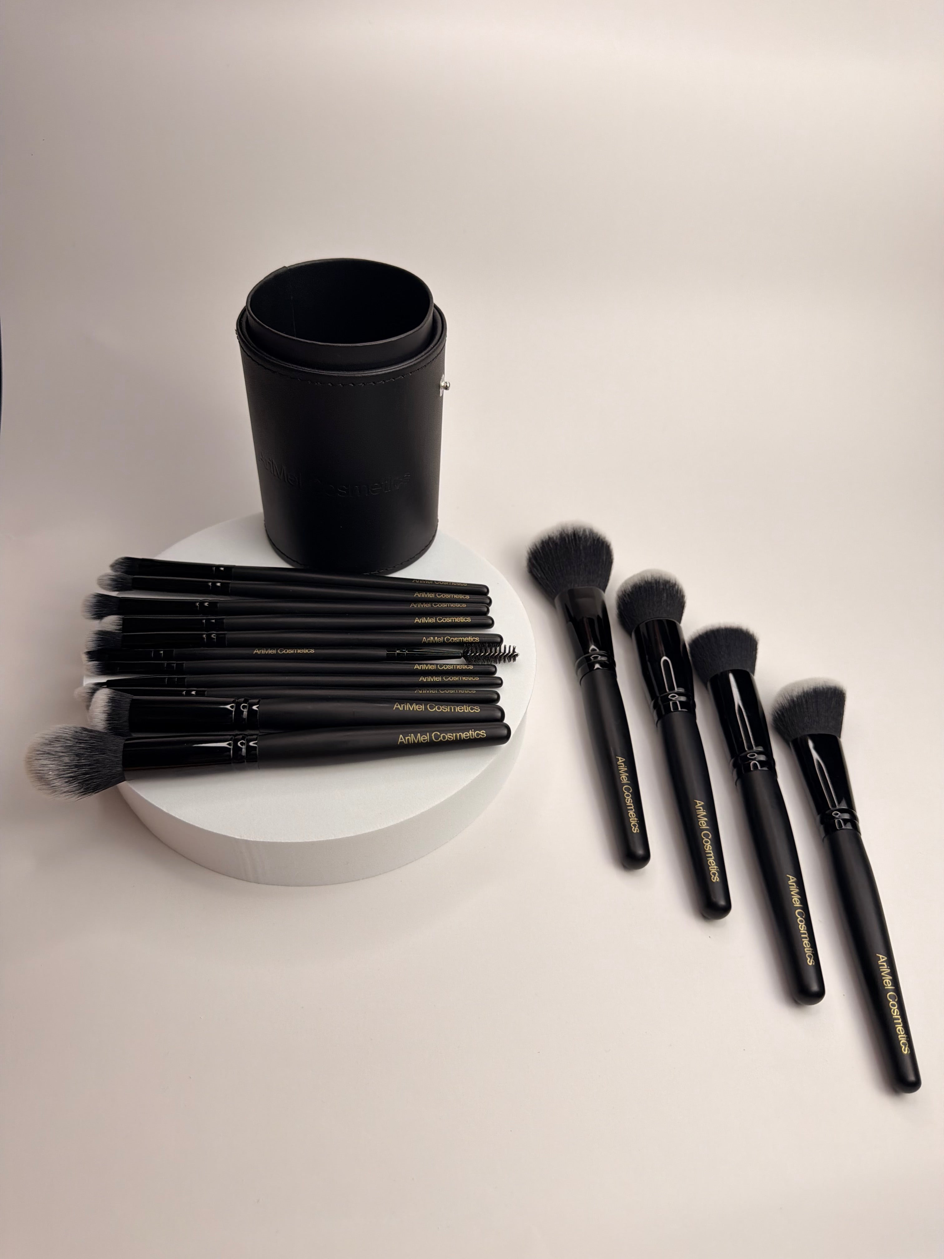 AriMel Muse Brush Collection