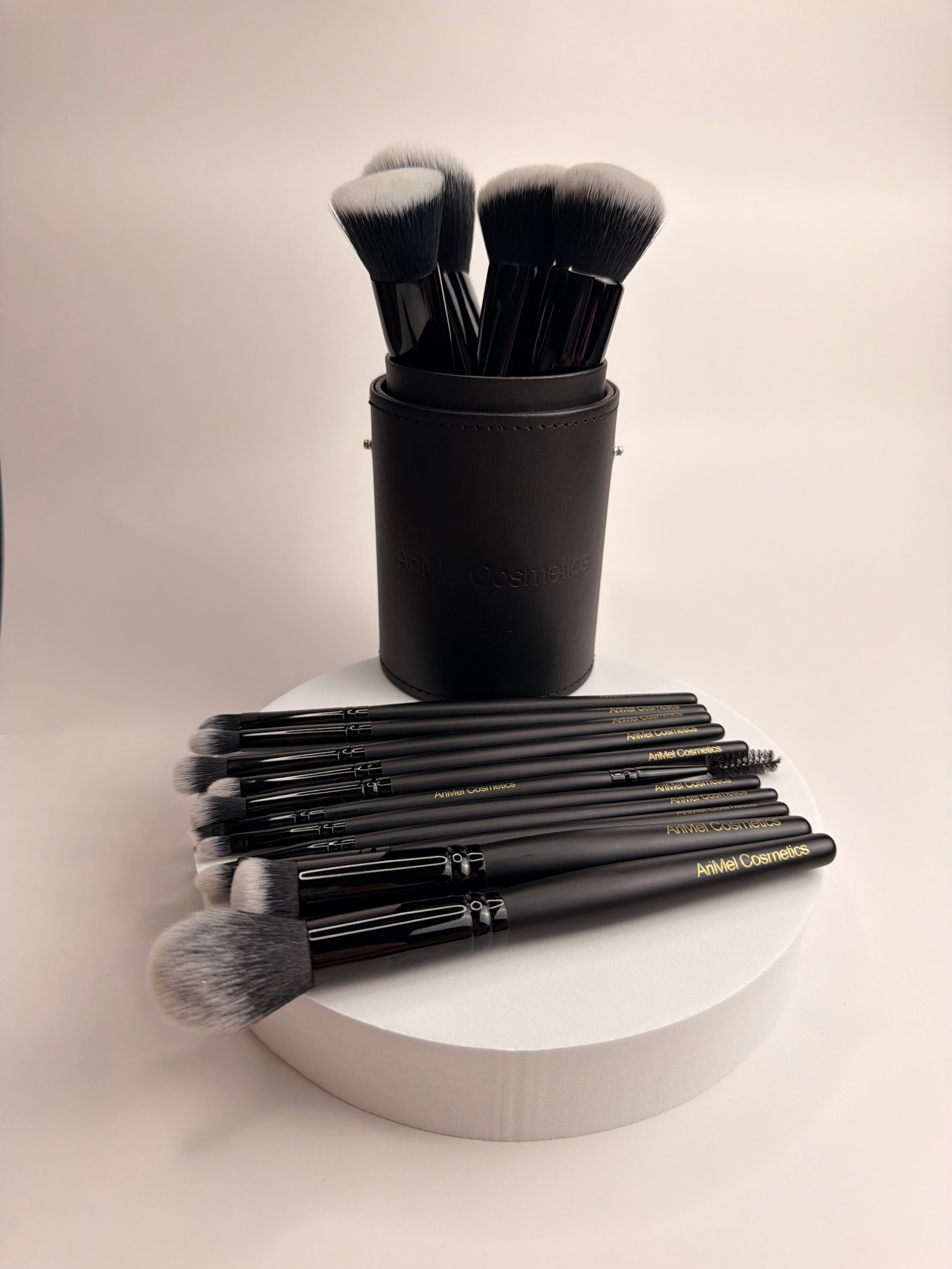 AriMel Muse Brush Collection